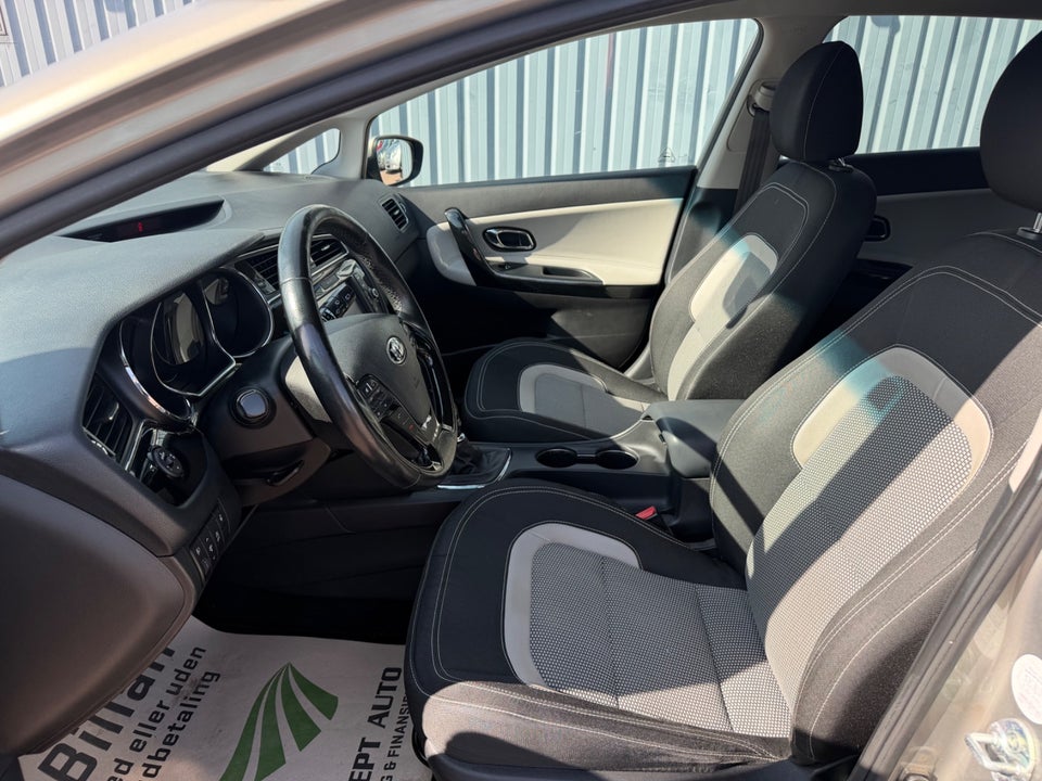 Kia Ceed 1,0 T-GDi Attraction SW 5d