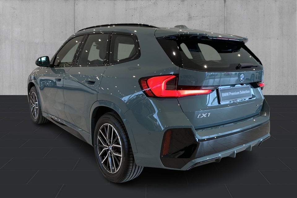 BMW iX1 xDrive30 M-Sport 5d