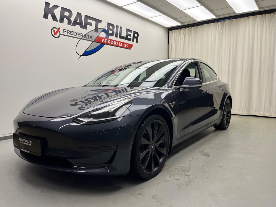 Tesla Model 3 Performance AWD 4d