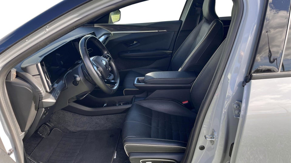 Renault Megane E-Tech 60 Iconic 5d