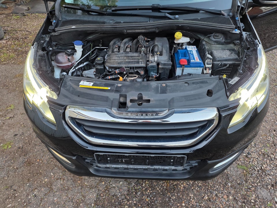 Peugeot 2008 1,2 VTi 82 Active 5d