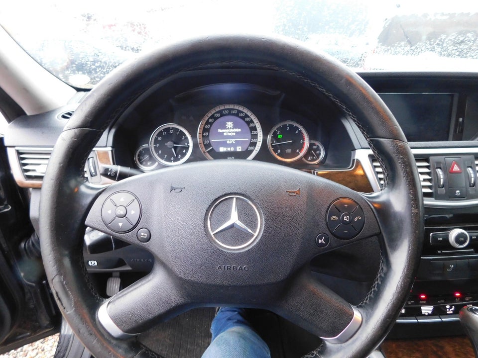 Mercedes E200 2,2 CDi Elegance stc. aut. BE 5d