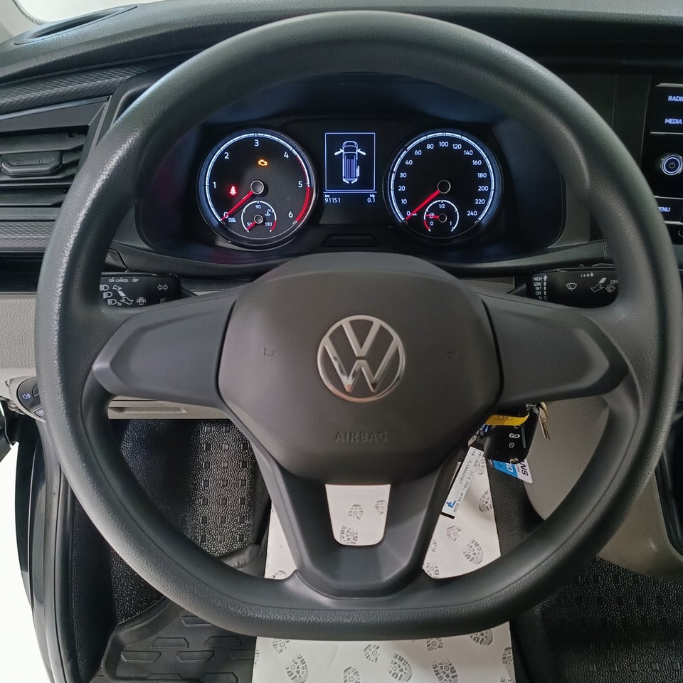 VW Transporter 2,0 TDi 150 Kassevogn lang