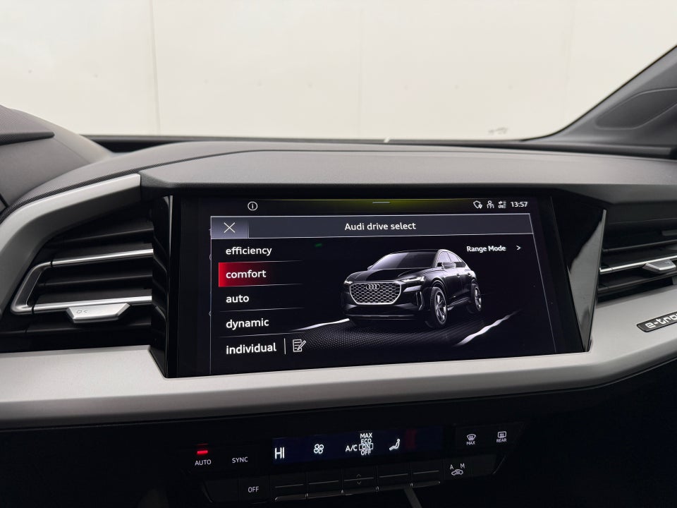 Audi Q4 e-tron 45 Attitude Sportback quattro 5d