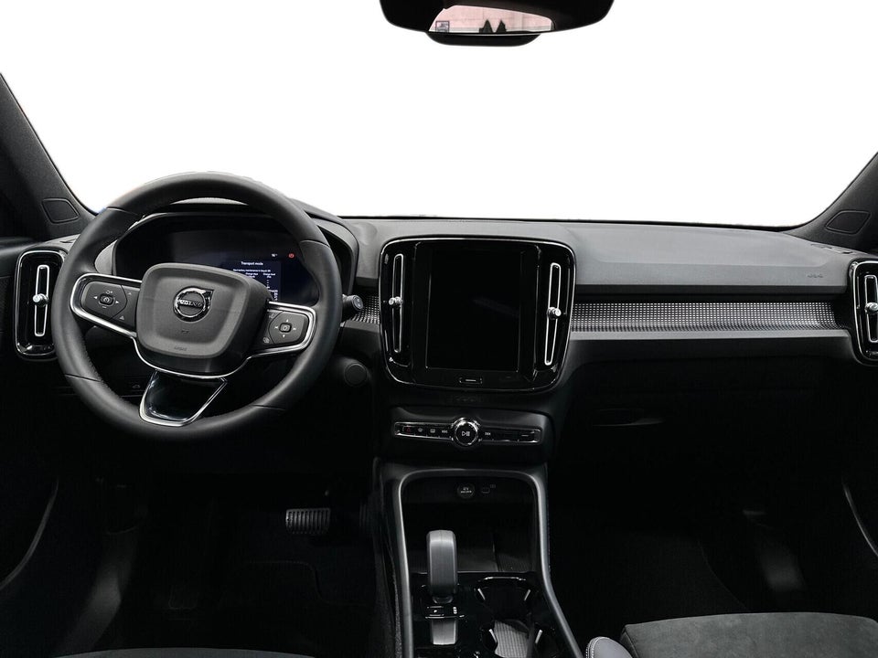 Volvo EX40 Extended Range Black Edition Excess 5d