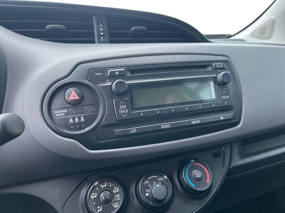 Toyota Yaris 1,0 VVT-i T1 5d