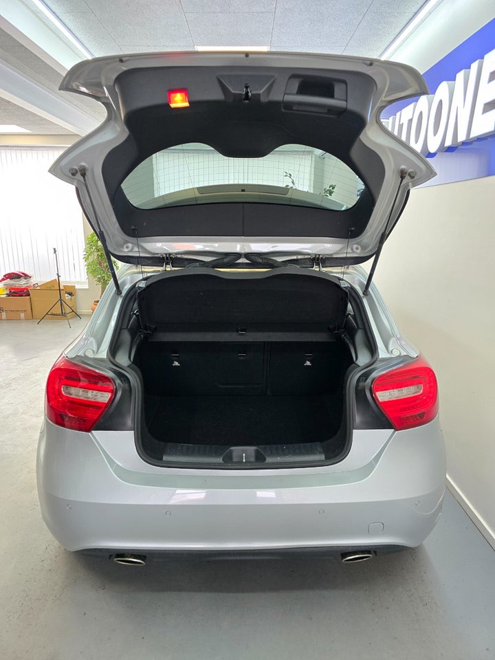 Mercedes A180 1,6 Urban aut. 5d