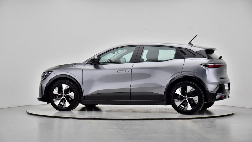 Renault Megane E-Tech 60 Equilibre 5d