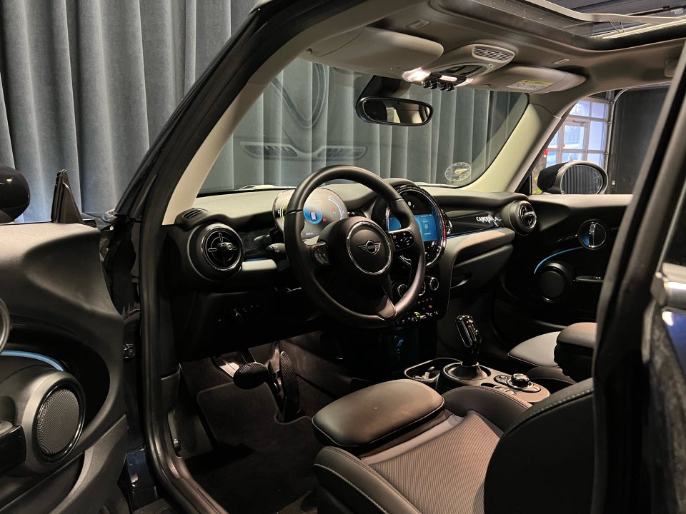 MINI Cooper SE Camden Edition 3d