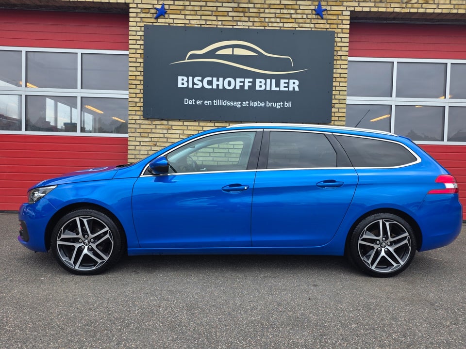 Peugeot 308 1,5 BlueHDi 130 Allure Pack SW EAT8 5d