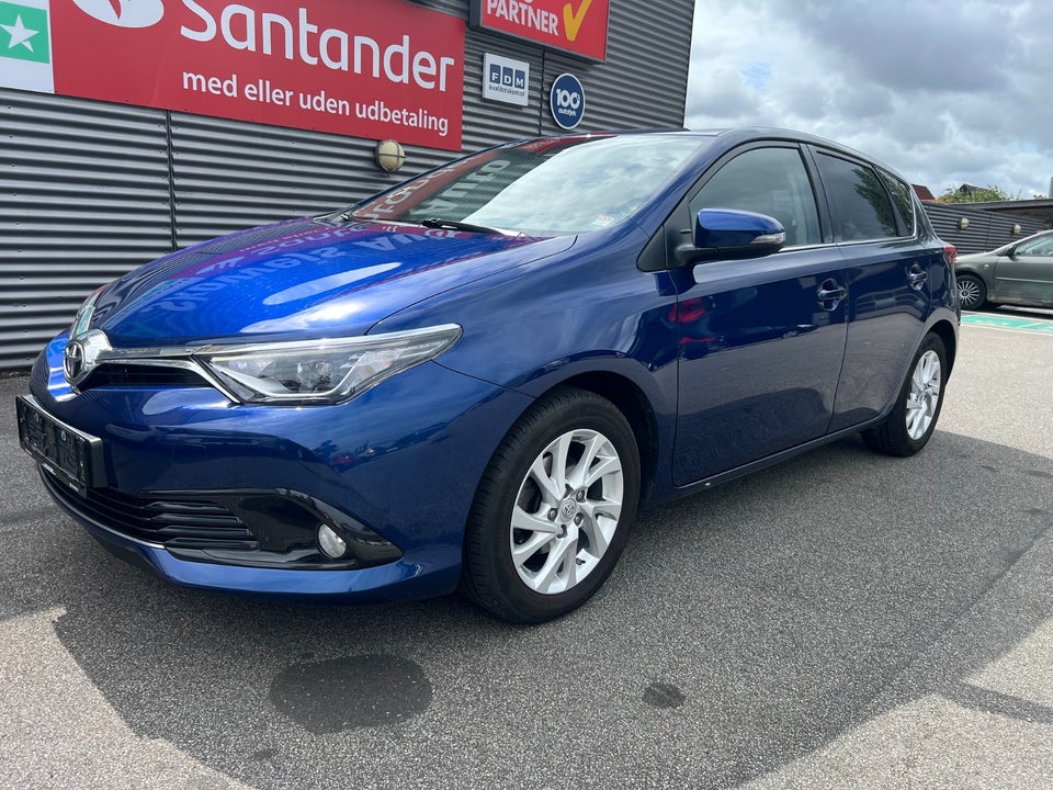 Toyota Auris 1,2 T T2 5d