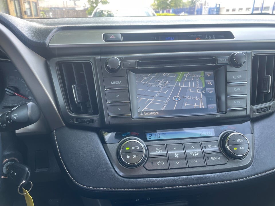 Toyota RAV4 2,0 D-4D T3 5d