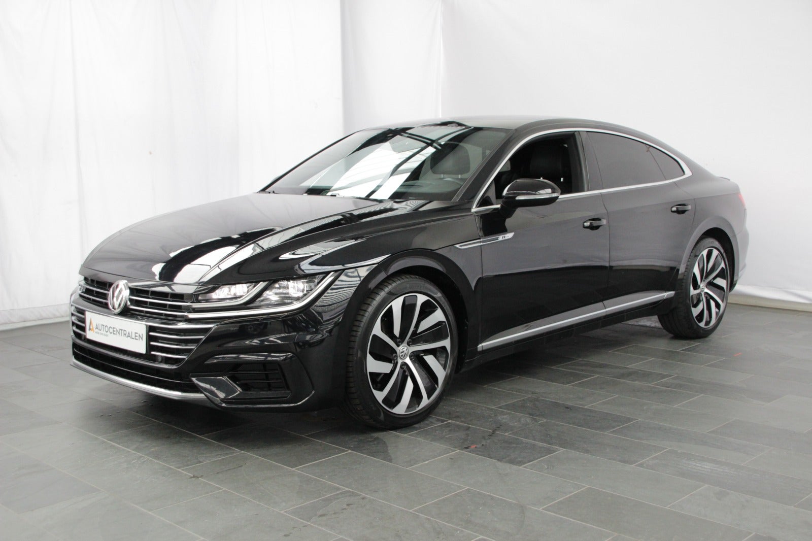 VW Arteon 2,0 TSi 190 R-line DSG 4d