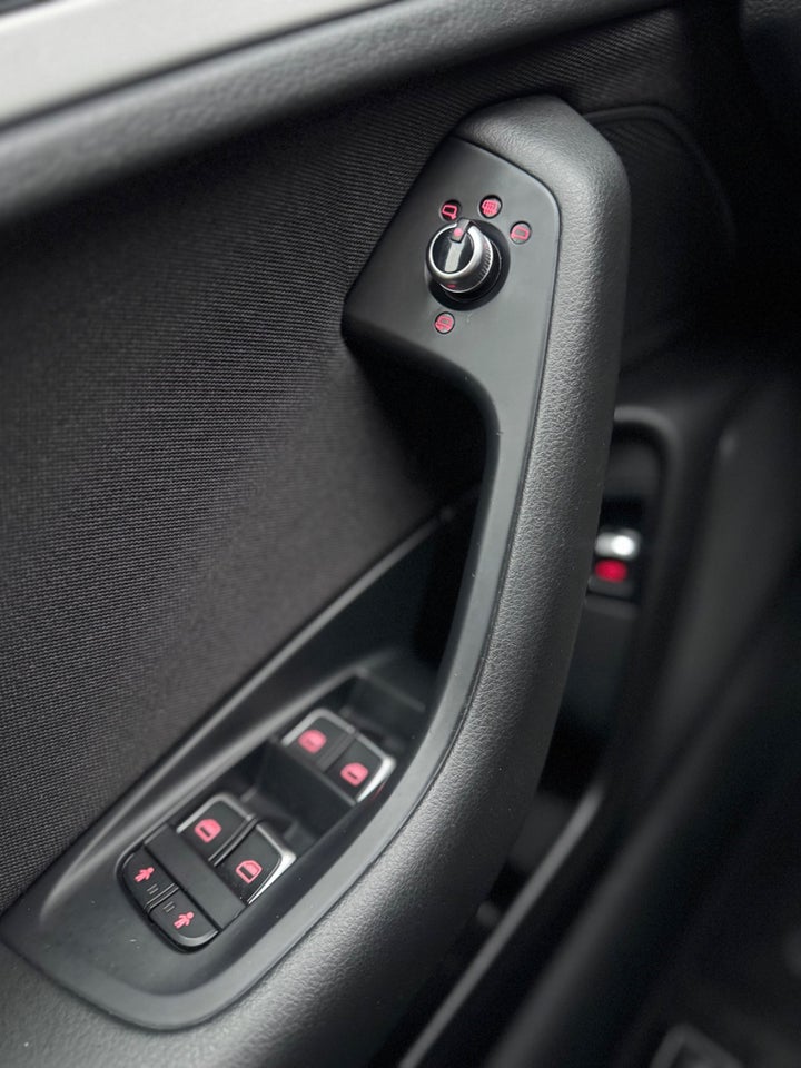 Audi A6 1,8 TFSi 190 Ultra S-line Avant S-tr. 5d