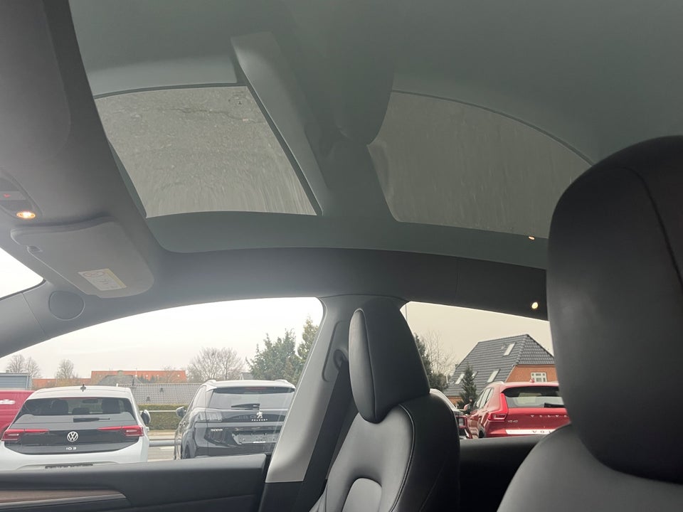 Tesla Model Y Performance AWD 5d