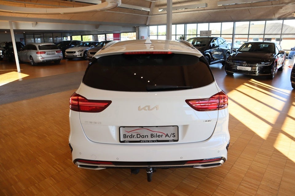 Kia Ceed 1,6 PHEV Upgrade SW DCT 5d