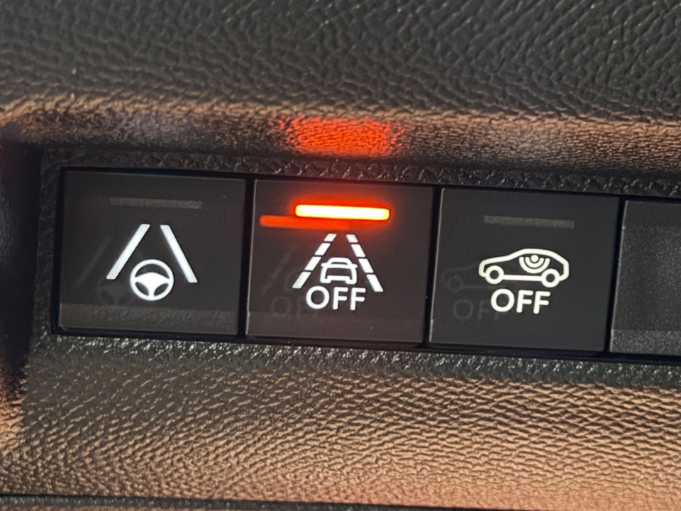 Peugeot e-2008 50 GT 5d