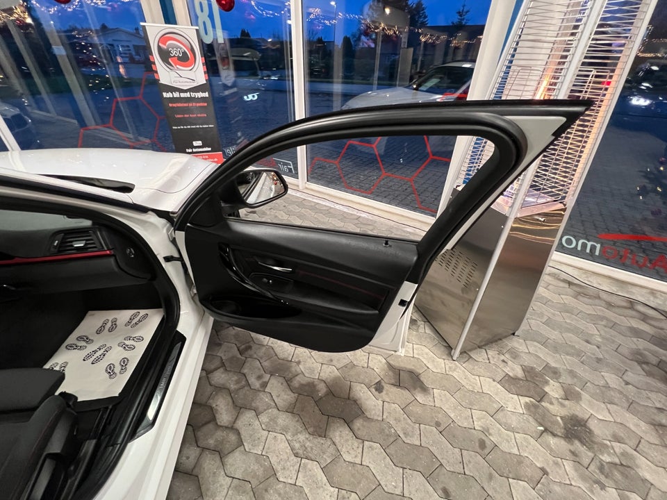 BMW 318d 2,0 Touring Sport Line aut. 5d