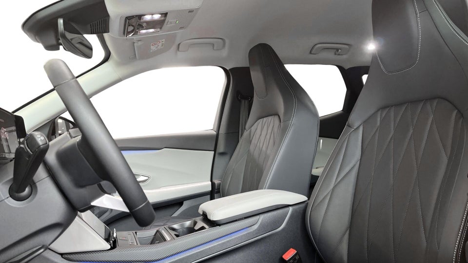 Ford Explorer 79 Premium Extended Range 5d