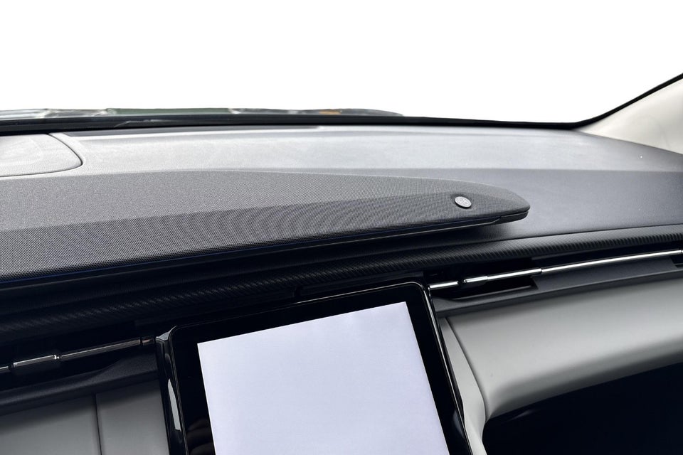 Ford Explorer 77 Premium Extended Range 5d