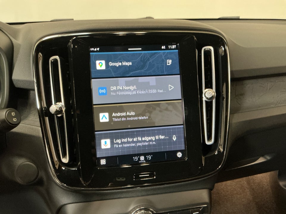 Volvo XC40 P6 ReCharge Core 5d