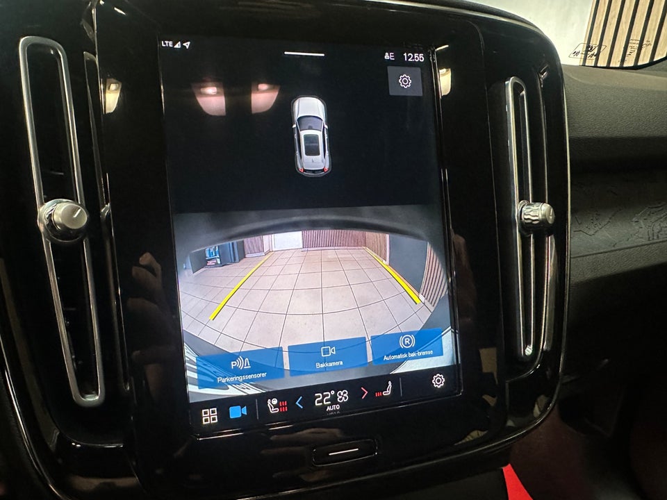 Volvo XC40 P6 ReCharge Core 5d