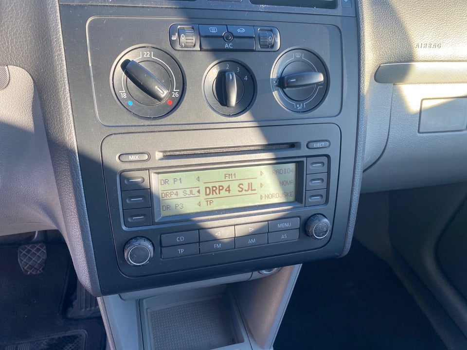 VW Touran 1,6 FSi 5d