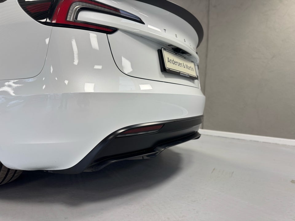 Tesla Model 3 Performance AWD 4d