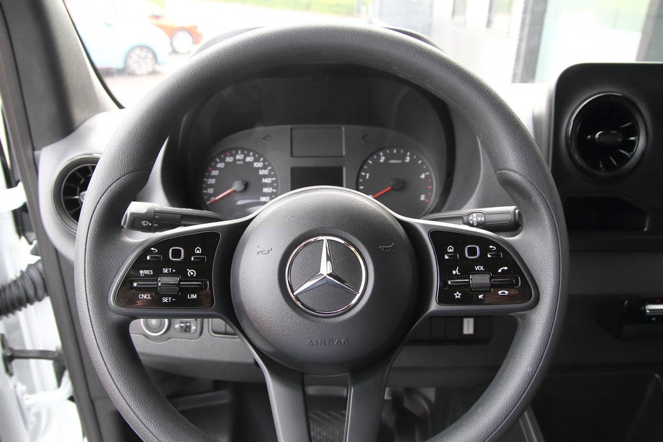 Mercedes Sprinter 317 2,0 CDi A2 Kassevogn aut. RWD