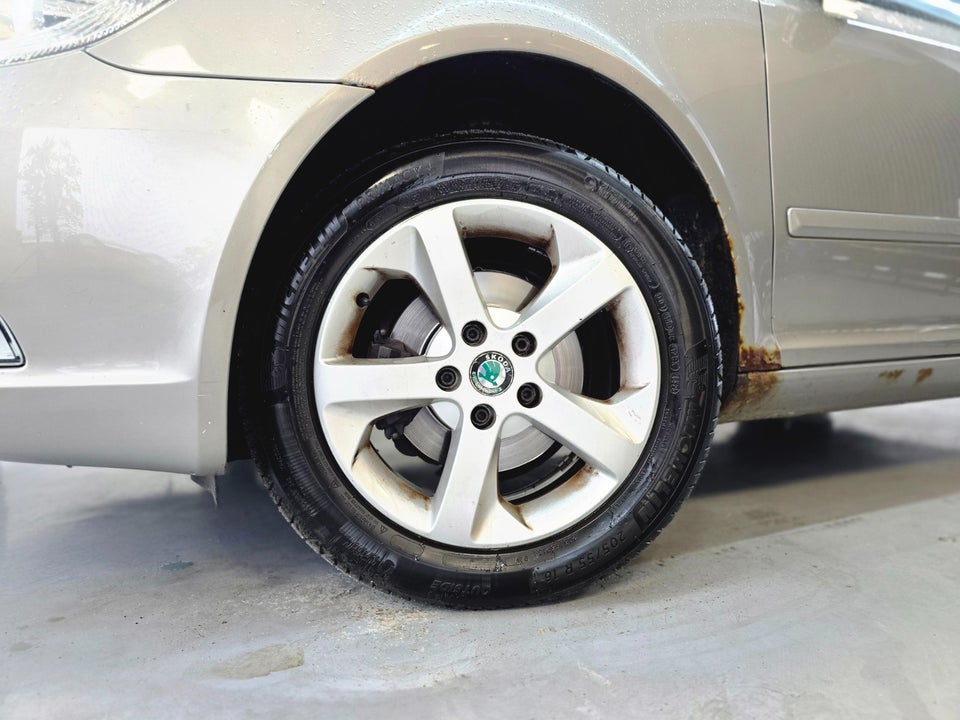Skoda Octavia 1,4 TSi 122 Elegance Combi 5d