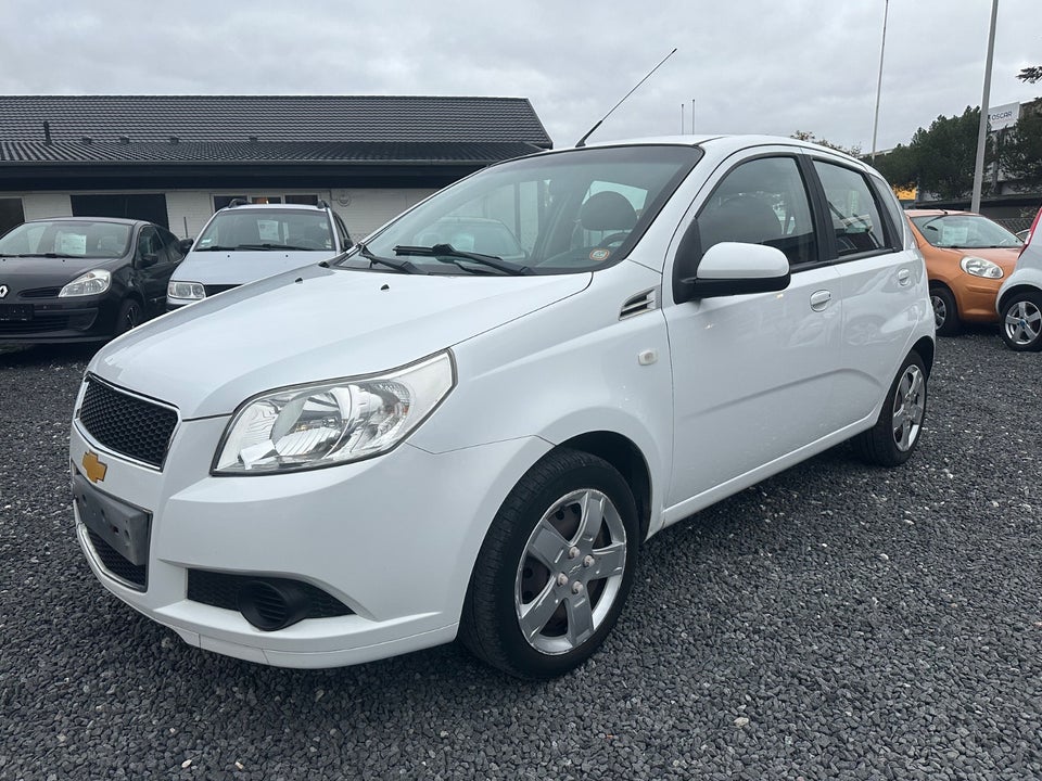 Chevrolet Aveo 1,2 LS 5d