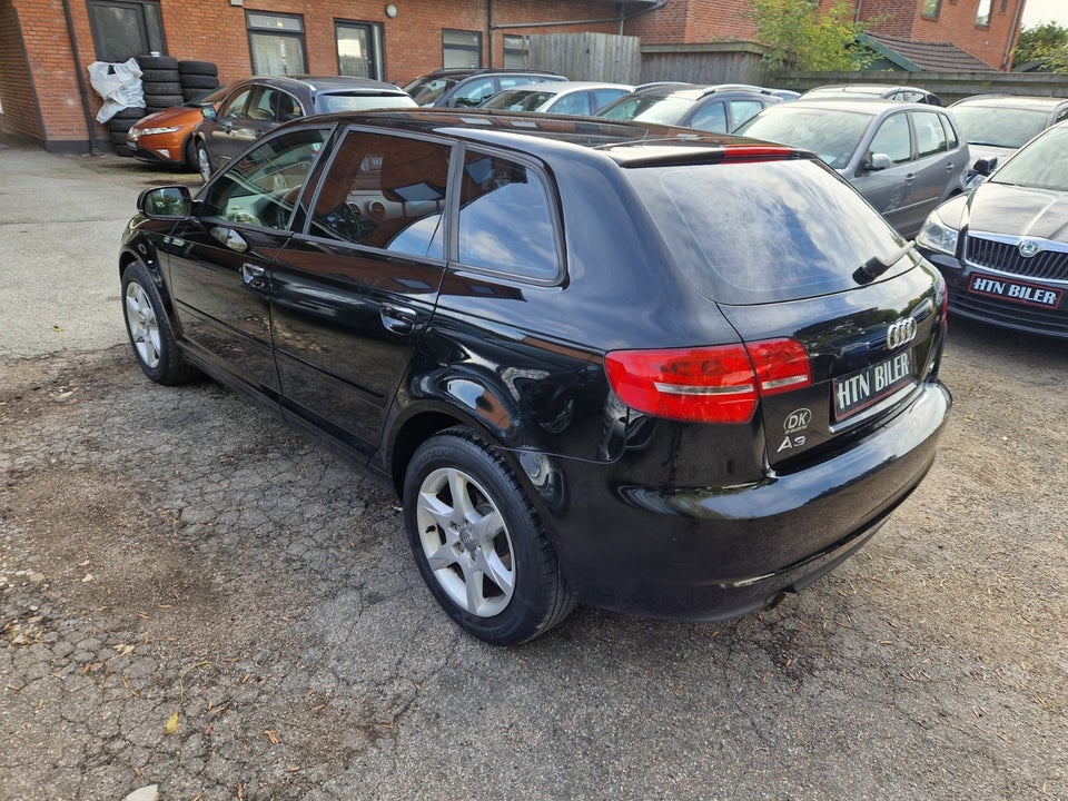 Audi A3 1,6 TDi Ambiente Sportback 5d