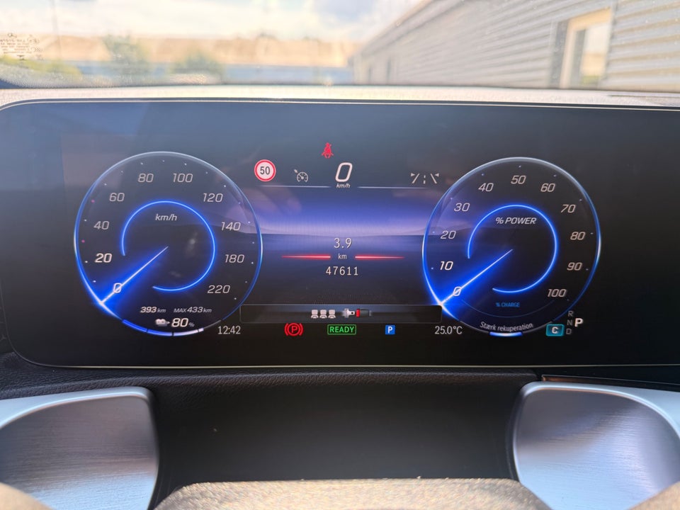 Mercedes EQB250+ Progressive 5d