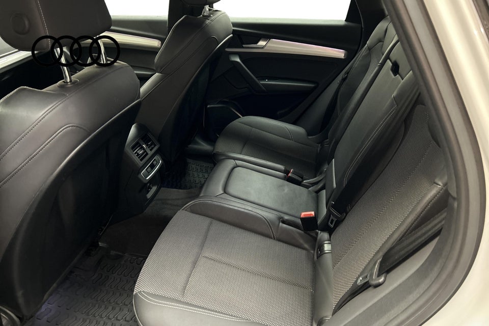 Audi Q5 50 TFSi e S-line quattro S-tr. 5d