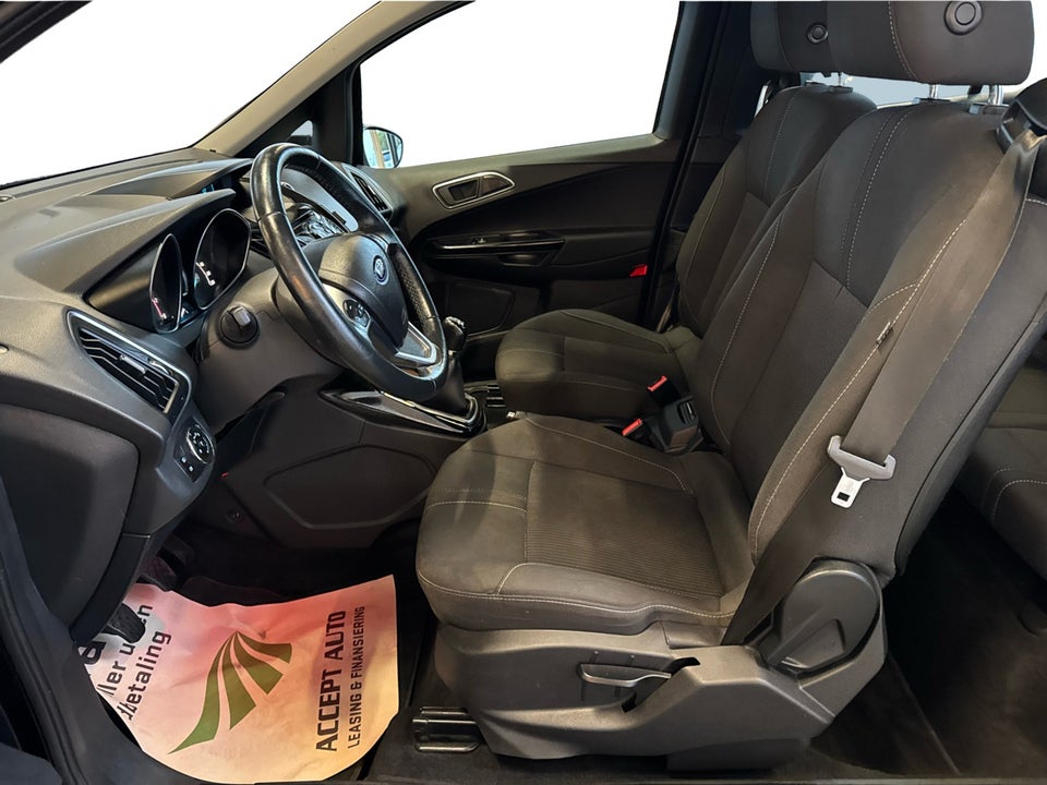 Ford B-MAX 1,0 SCTi 100 Titanium 5d