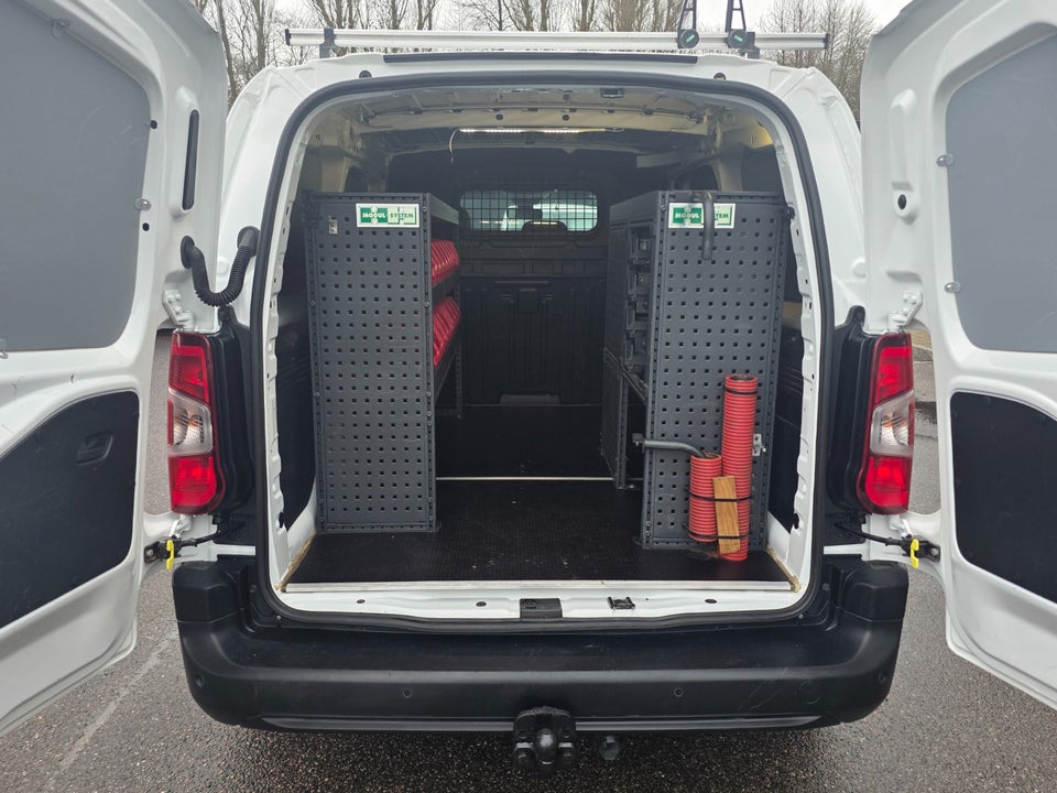 Peugeot Partner 1,5 BlueHDi 100 L2V2 Ultimate Van