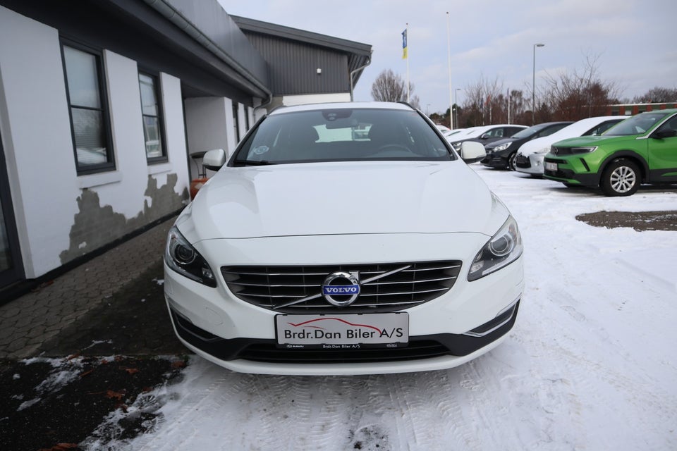Volvo V60 2,0 D3 136 Momentum aut. 5d