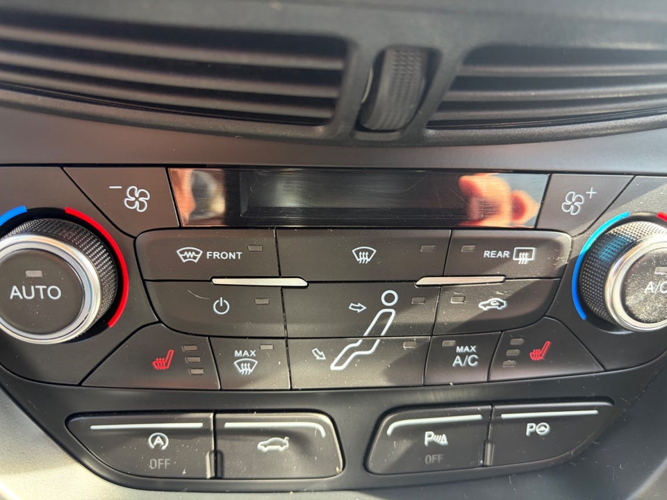 Ford C-MAX 1,0 SCTi 125 Titanium 5d