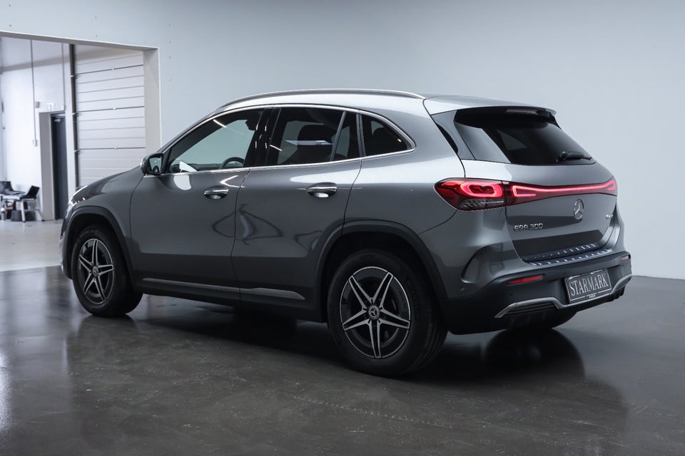 Mercedes EQA300 AMG Line 4Matic 5d