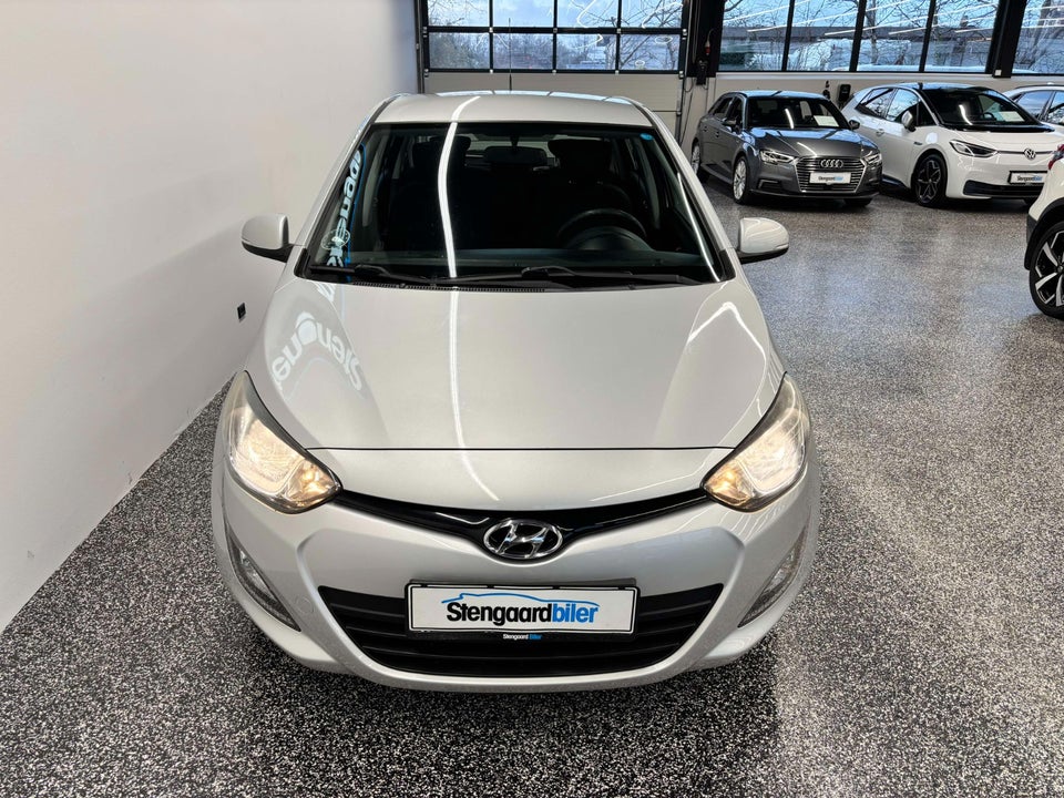 Hyundai i20 1,25 XTR 5d