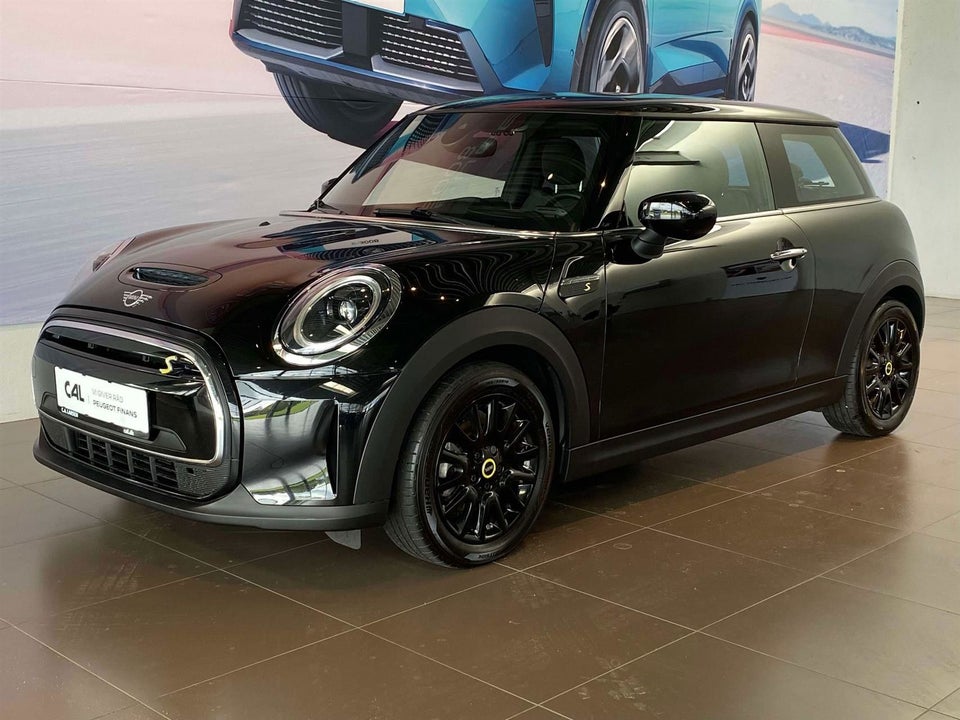 MINI Cooper SE Trim XL 3d