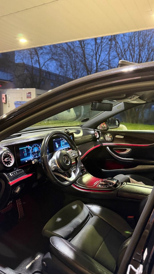 Mercedes E300 de 2,0 AMG Line aut. 4d