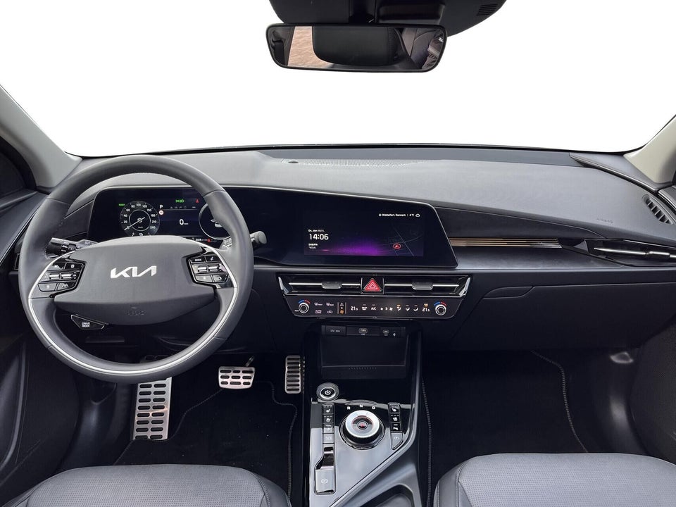 Kia Niro 64 EV Upgrade 5d