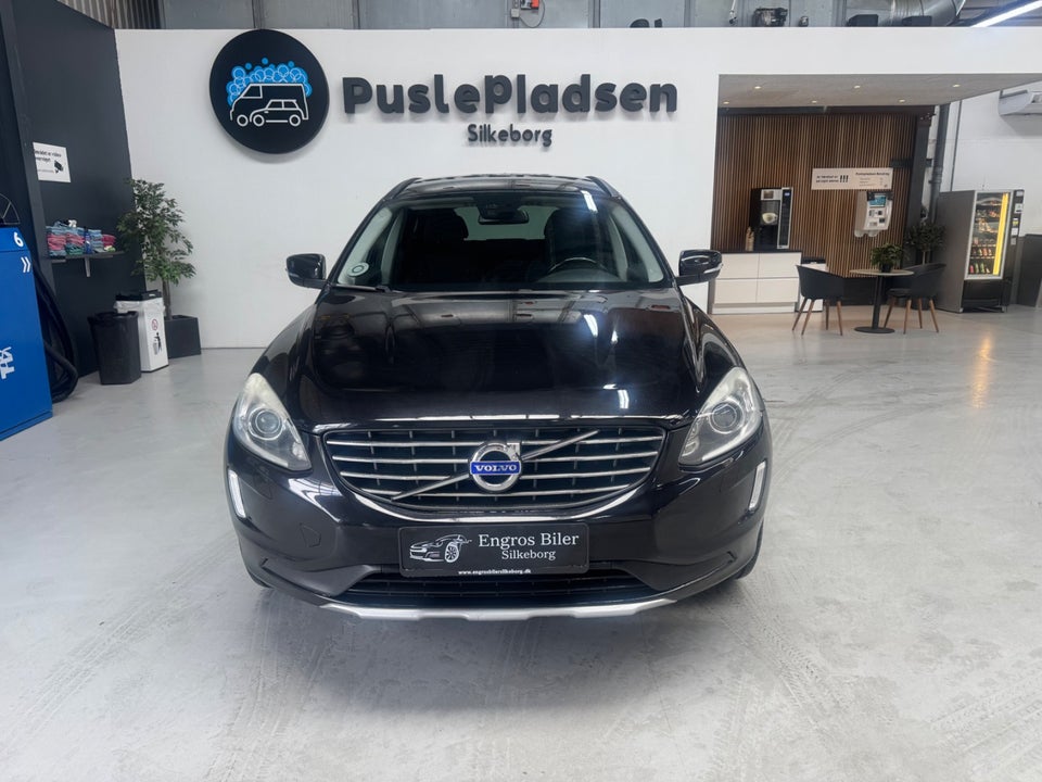 Volvo XC60 2,0 D4 190 Momentum 5d