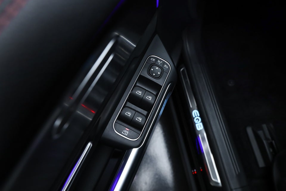 Mercedes EQB250+ AMG Advance 5d