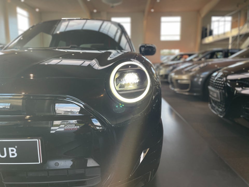 MINI Cooper SE JCW Trim M 3d