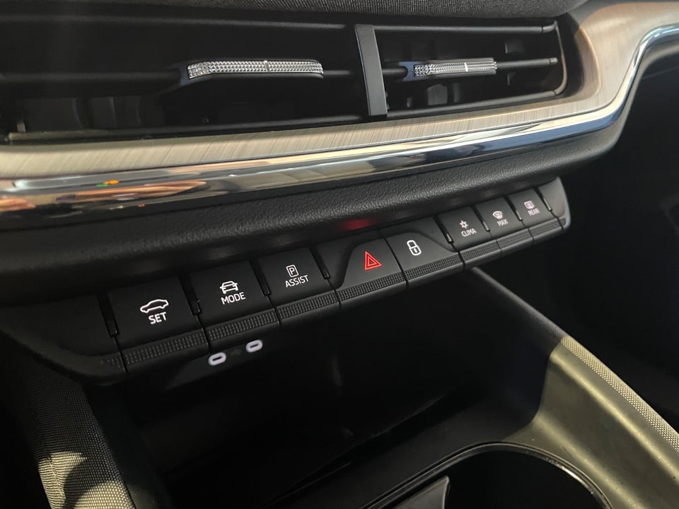 Skoda Enyaq 80 iV Plus Loft 5d