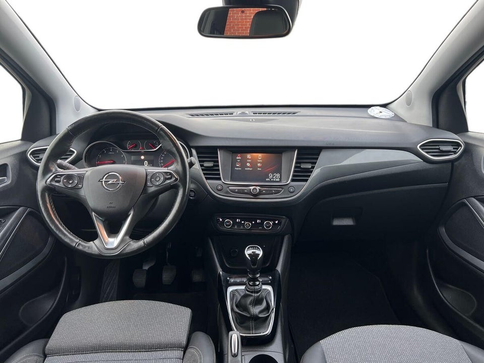 Opel Crossland 1,2 T 110 First Edition 5d