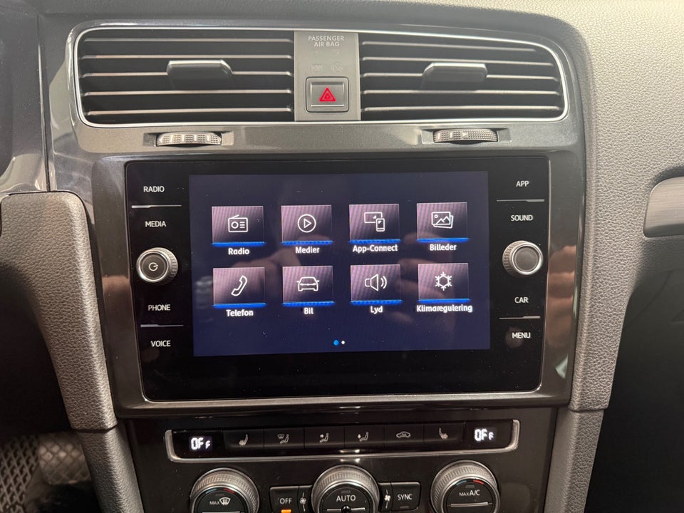 VW Golf VII 1,5 TSi 130 Comfortline Variant DSG 5d