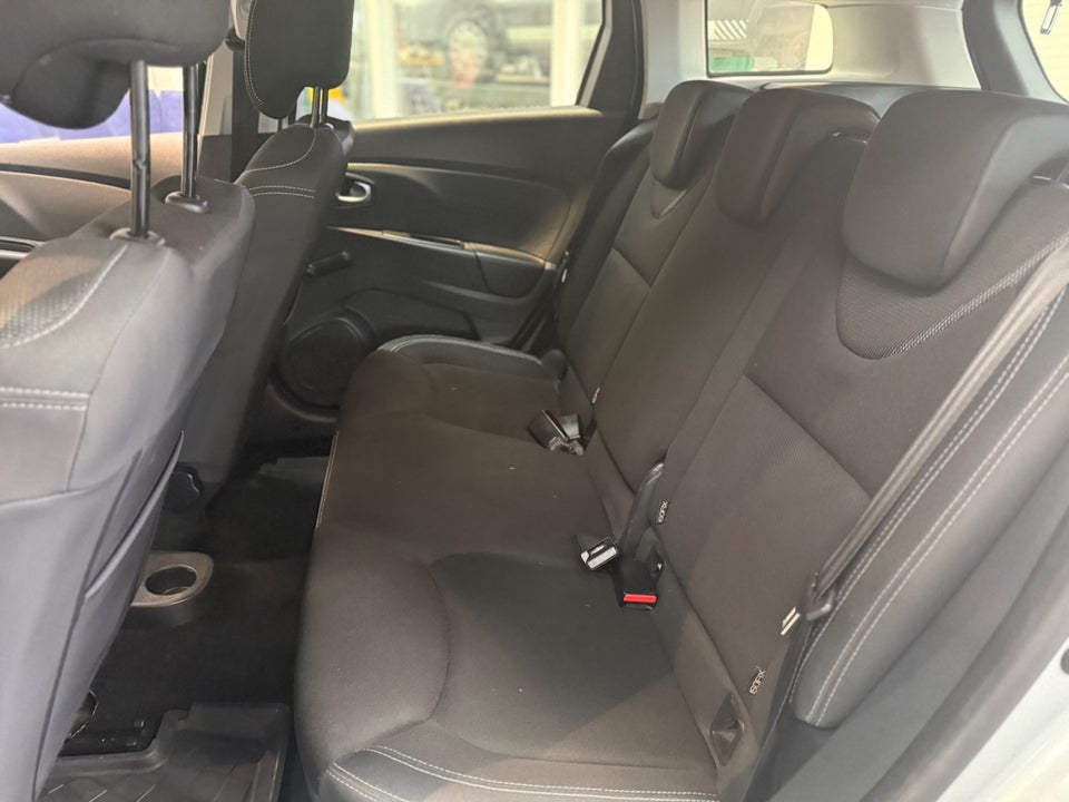 Renault Clio IV 0,9 TCe 90 Zen Sport Tourer 5d